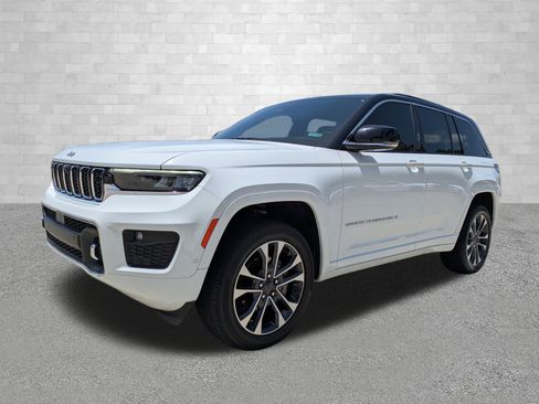 Used 2024 Jeep Grand Cherokee Overland w/ Adv Protech Group III AWD/4WD image 5
