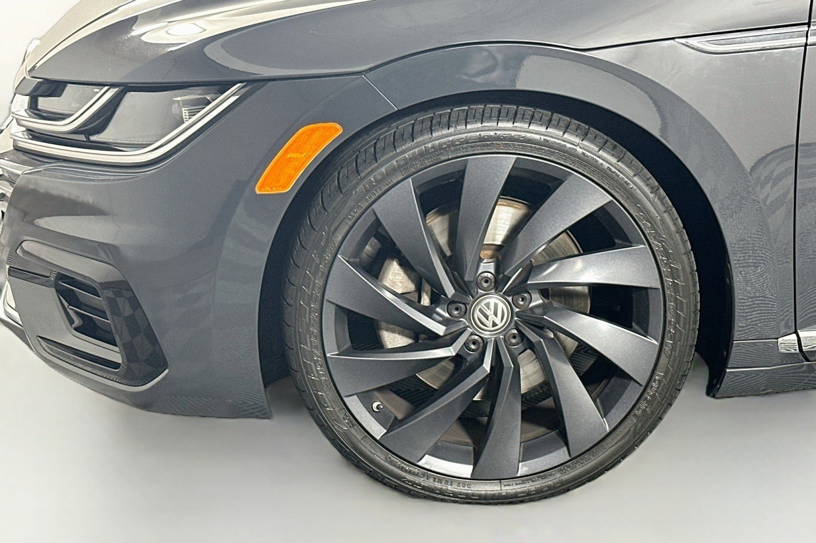 Used 2020 Volkswagen Arteon SEL FWD image 12