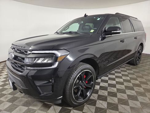 Used 2022 Ford Expedition Max Limited AWD/4WD image 3