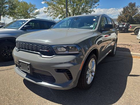 Used 2024 Dodge Durango GT AWD/4WD image 3