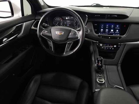 Used 2021 Cadillac XT5 Premium Luxury w/ LPO, Floor Liner Package image 21