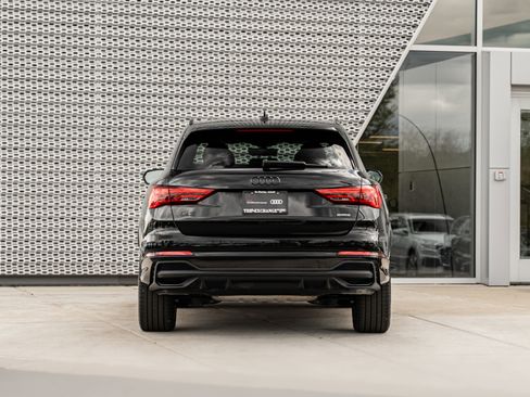 Certified 2025 Audi Q3 2.0T Premium w/ Convenience Package AWD/4WD image 28