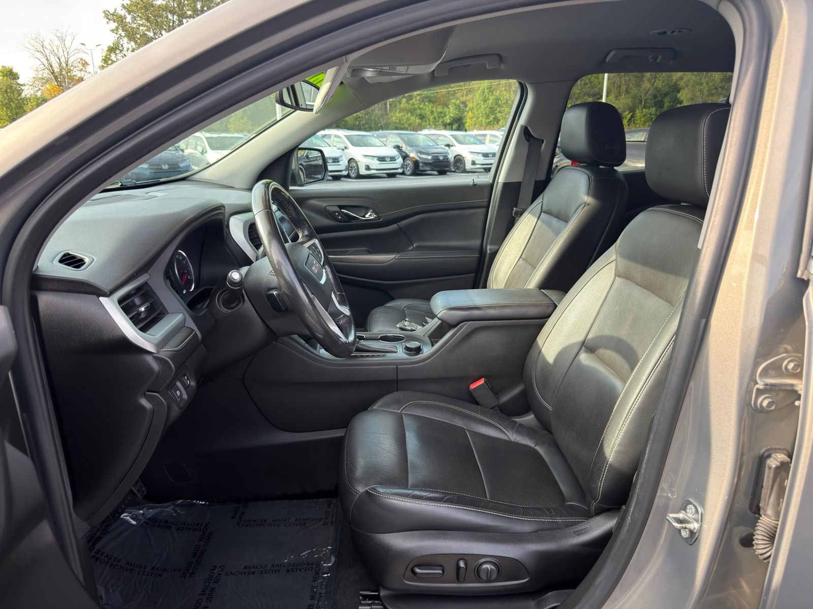 Used 2019 GMC Acadia SLT AWD/4WD image 10