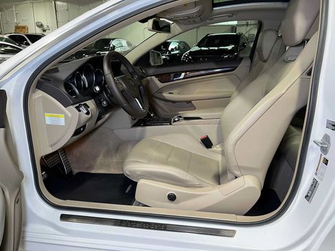Used 2014 Mercedes-Benz C 250 Coupe image 18