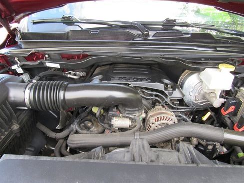 Used 2019 RAM 1500 Big Horn AWD/4WD image 17