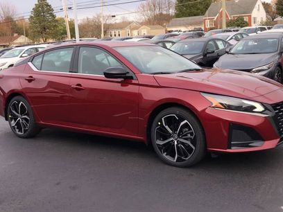 New 2025 Nissan Altima 2.5 SR w/ SR Premium Package