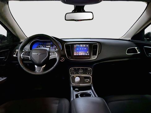 Used 2016 Chrysler 200 Limited w/ Anniversary Edition FWD image 28