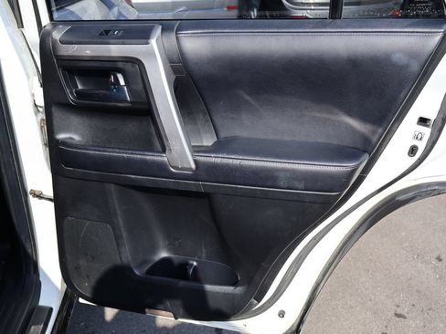 Used 2018 Toyota 4Runner SR5 Premium AWD/4WD image 14