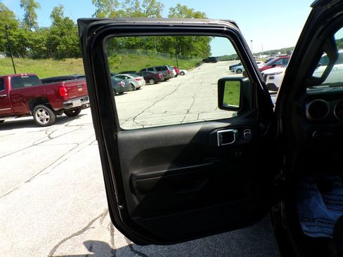 Used 2020 Jeep Wrangler Unlimited Sport S AWD/4WD image 20