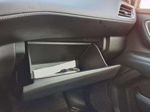 Used 2021 GMC Yukon XL SLE image 34