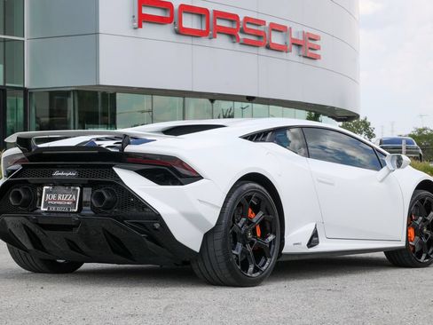 Used 2024 Lamborghini Huracan Tecnica RWD image 17