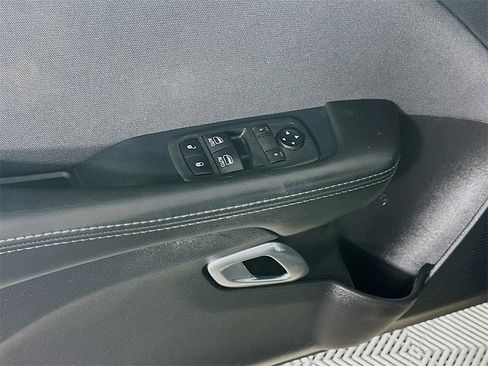 Used 2019 Dodge Challenger SXT image 24