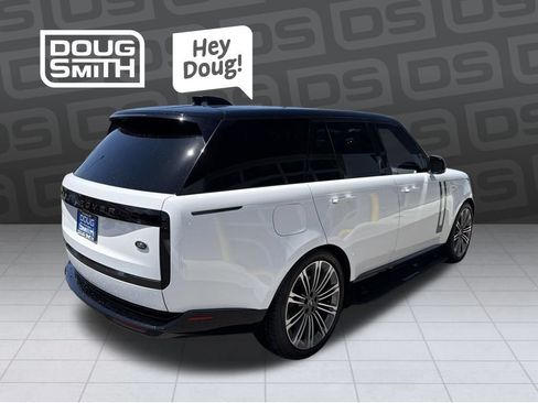 Used 2023 Land Rover Range Rover SE AWD/4WD image 5