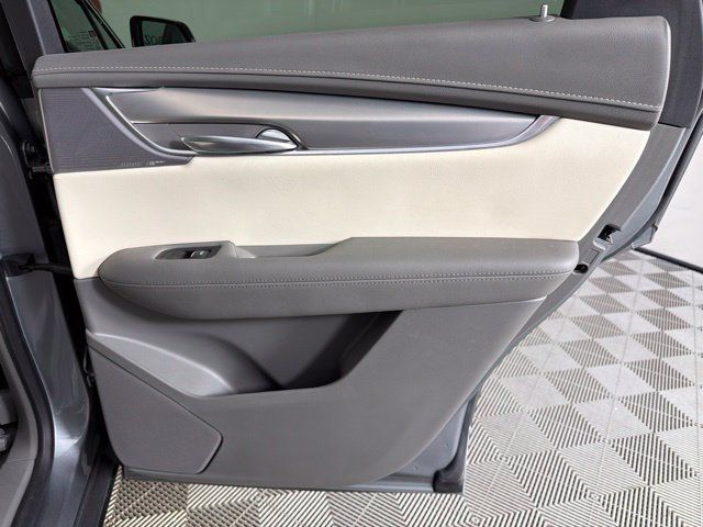 Used 2024 Cadillac XT5 Premium Luxury w/ Technology Package FWD image 35