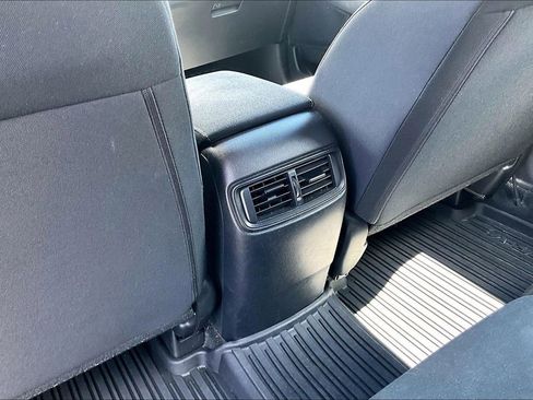 Used 2018 Honda CR-V LX image 33