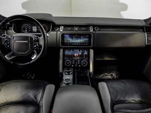 Used 2018 Land Rover Range Rover Supercharged image 8