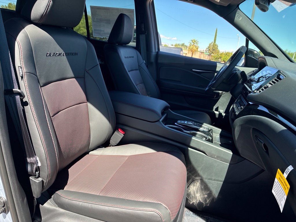 New 2026 Honda Ridgeline Black Edition image 12
