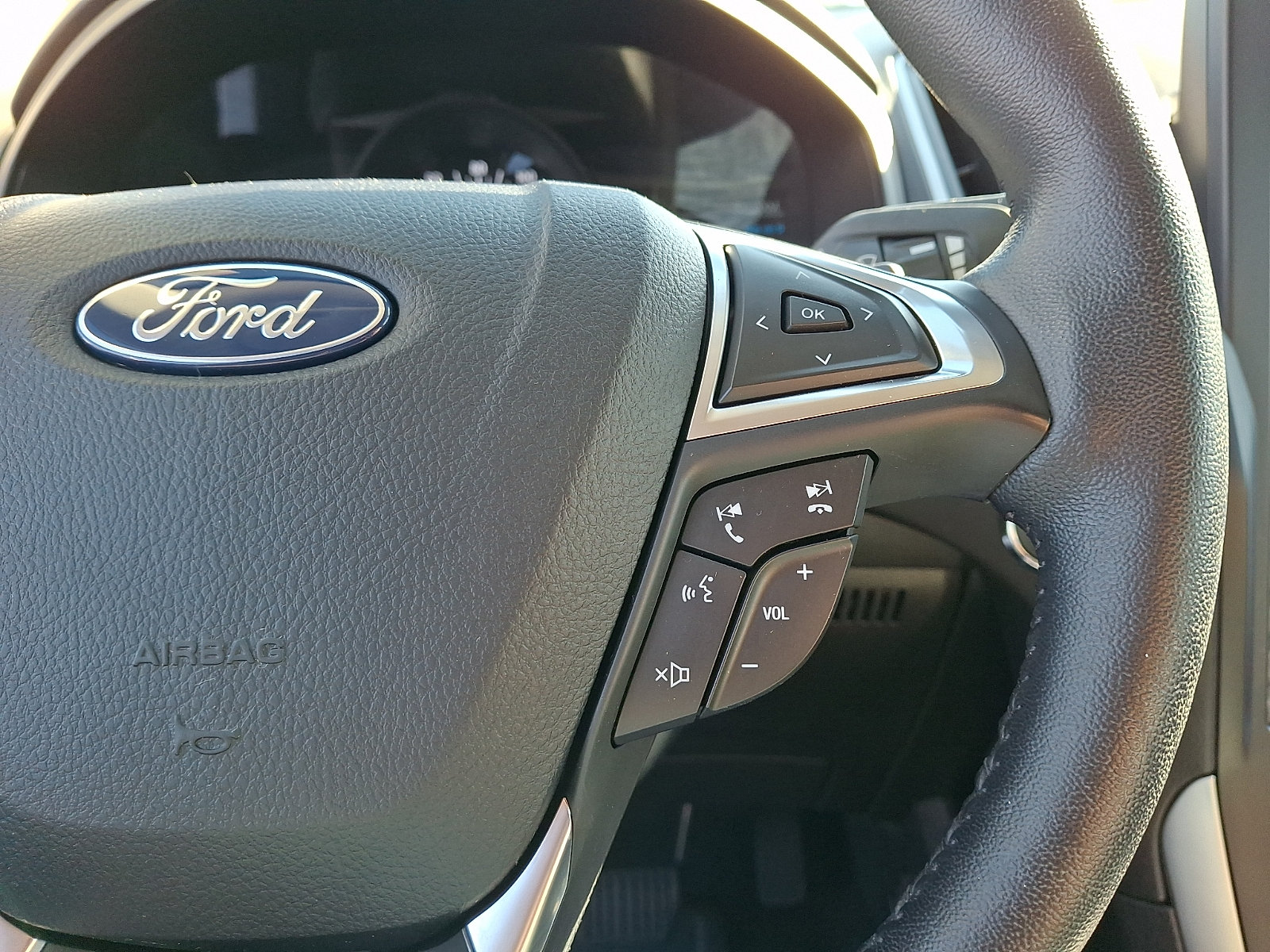Used 2023 Ford Edge SEL w/ Convenience Package AWD/4WD image 23