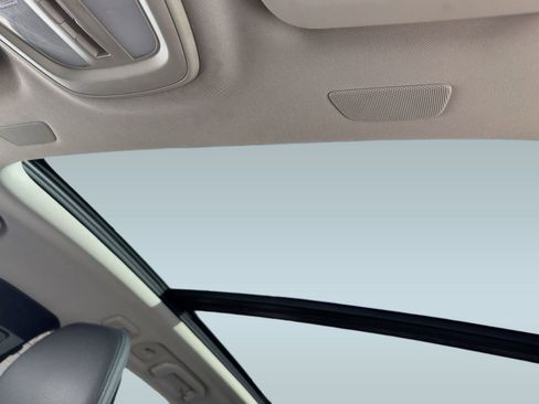 Certified 2025 Volvo V60 B5 Cross Country Plus image 15