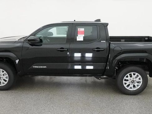 New 2026 Toyota Tacoma SR5 AWD/4WD image 6