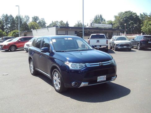 Used 2015 Mitsubishi Outlander SE AWD/4WD image 7