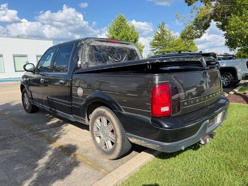 Used 2002 Lincoln Blackwood RWD image 3
