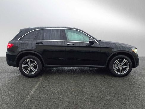 Used 2022 Mercedes-Benz GLC 300 4MATIC image 2