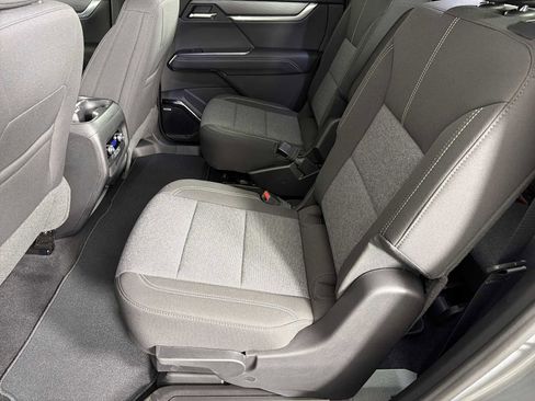 New 2026 GMC Acadia Elevation image 40