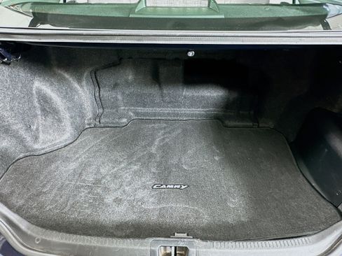 Used 2014 Toyota Camry LE image 26