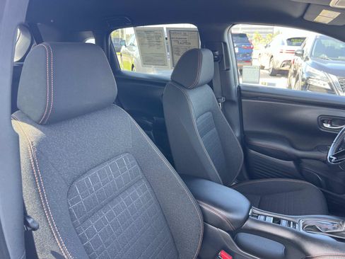 Certified 2025 Honda HR-V Sport image 28