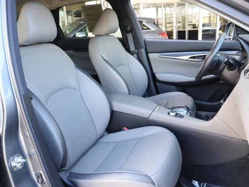 Certified 2023 INFINITI QX50 Luxe image 22