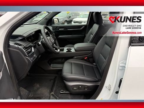 New 2026 GMC Acadia Elevation w/ Black Edition AWD/4WD image 13