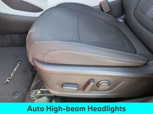 Used 2023 Hyundai Tucson SEL FWD image 17
