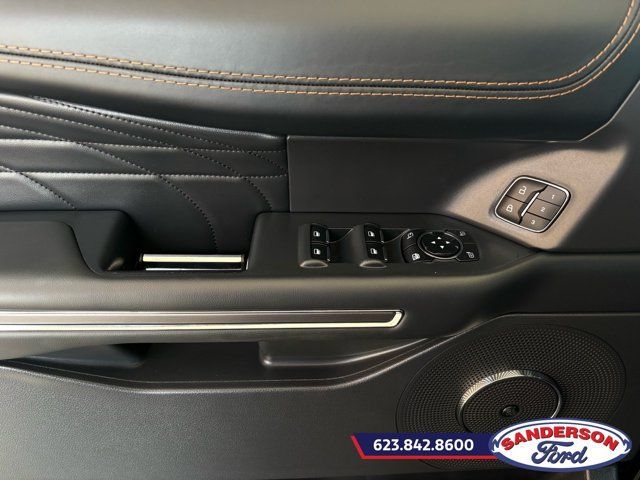 Certified 2023 Ford Expedition Platinum AWD/4WD image 11