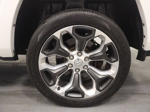 Used 2019 RAM 1500 Limited AWD/4WD image 25