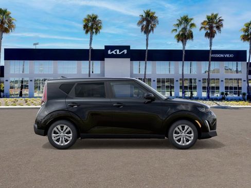 New 2025 Kia Soul LX image 7