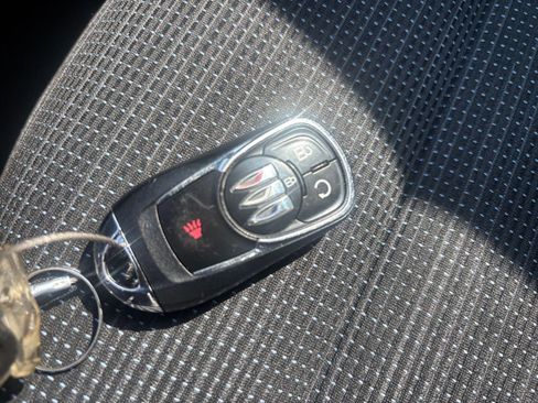 Used 2025 Buick Envista Sport Touring FWD image 23