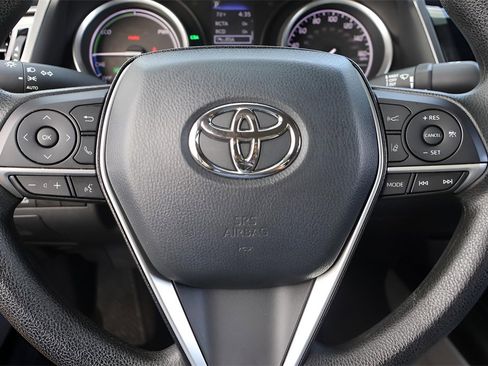 Certified 2021 Toyota Camry LE image 15