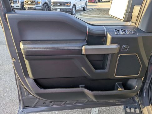 Used 2020 Ford F150 Raptor w/ Equipment Group 802A Luxury AWD/4WD image 14