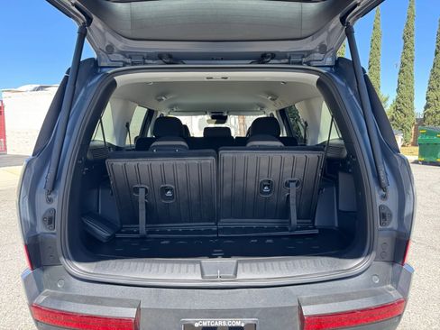 Used 2025 Hyundai Santa Fe SE FWD image 20