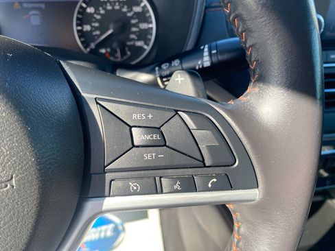 Used 2022 Nissan Altima 2.5 SR image 16