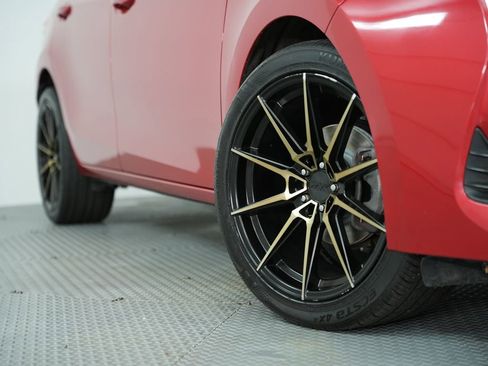 Used 2019 Toyota Corolla LE w/ Carpet Mat Package (TMS) image 18