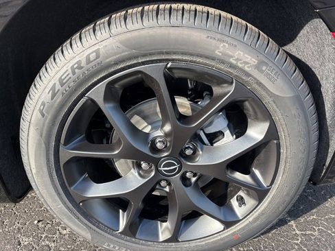 New 2026 Chrysler Pacifica Select w/ S Appearance Package image 29