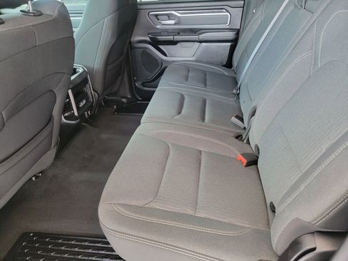 Used 2021 RAM 1500 Big Horn AWD/4WD image 12