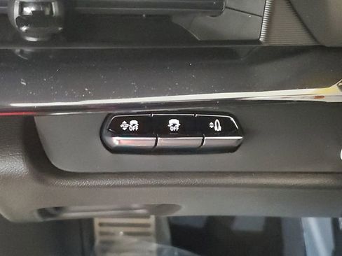 New 2026 Chevrolet Corvette Stingray Preferred Cpe w/ 2LT RWD image 18