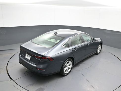 Certified 2023 Honda Accord LX image 37