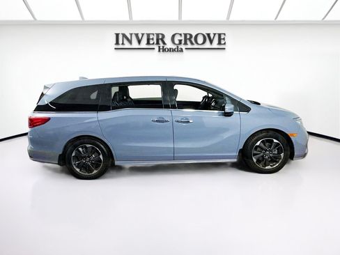 Used 2024 Honda Odyssey Elite image 4