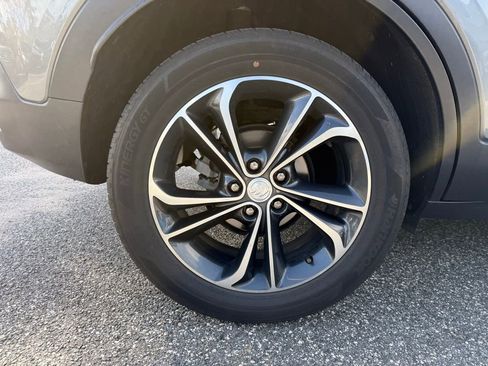 Used 2021 Buick Encore GX Essence image 9