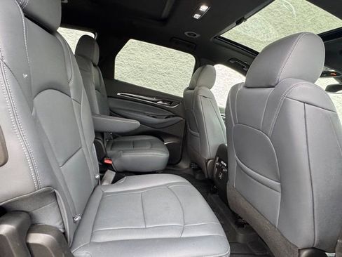 Used 2023 Buick Enclave Essence w/ Experience Buick Package image 11