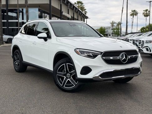 Certified 2026 Mercedes-Benz GLC 300 image 1